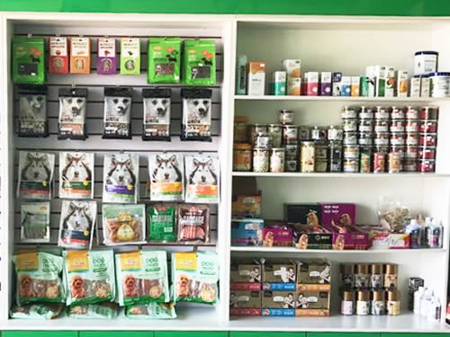 圣宠(重庆枫情水岸宠物连锁店)